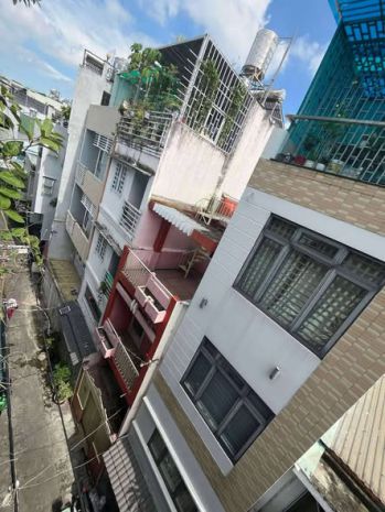 Nhà hxh đường lý thái tổ phường 9 quận 10 cũ. 7147550