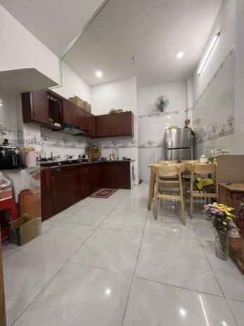 Nhà hxh đường lý thái tổ phường 9 quận 10 cũ. 7147552