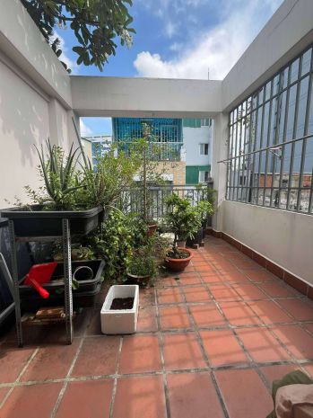 Nhà hxh đường lý thái tổ phường 9 quận 10 cũ. 7147554