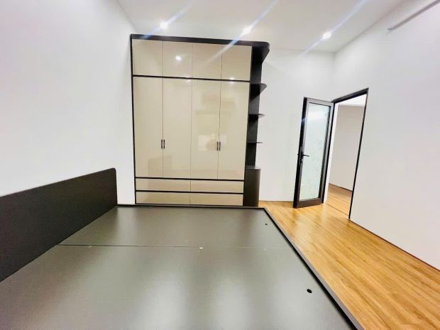 Siêu phẩm trung tâm đống đa  tôn thất tùng  50m²  8.95 tỷ 7147576