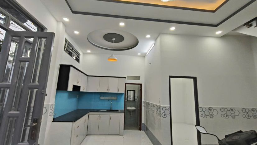 Nhà mới đón tết tktq ngay nhà thờ bình thuận hẻm 4m sát mặt 7147685