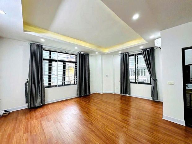 Hoàng hoa thám 52m x5 tầng 12 tỷ lô góc,ngõ rộng 3m nở hậu 7147746