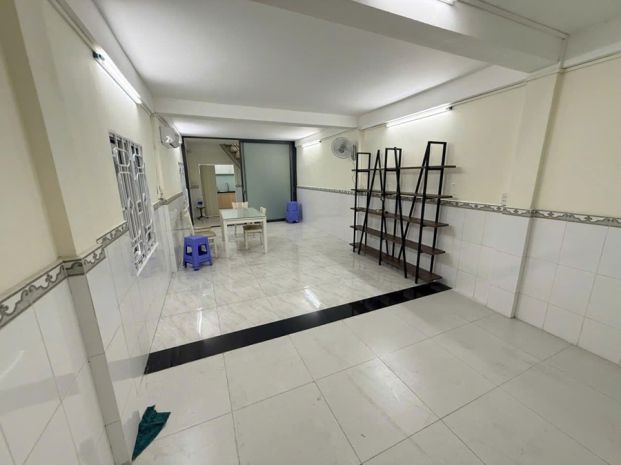 Chính chủ cho thuê nhà nguyên căn đường đặng chất, q8 7150724