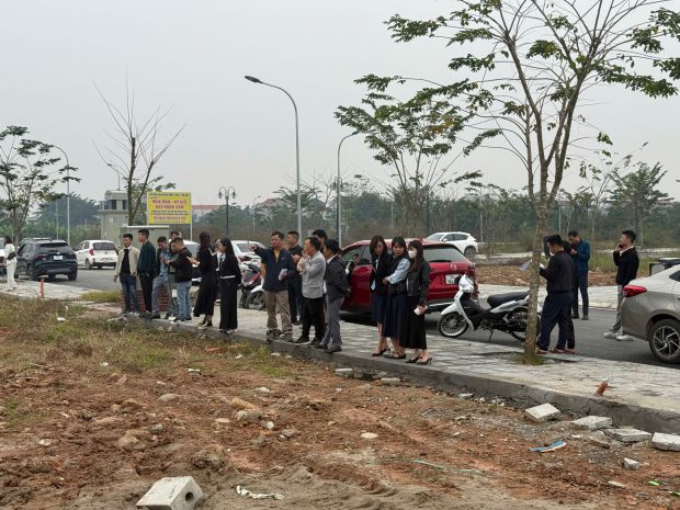 Em bán lô 2 mặt thoáng vườn cây đẹp thứ 2 nhưng trúng rẻ 7151212