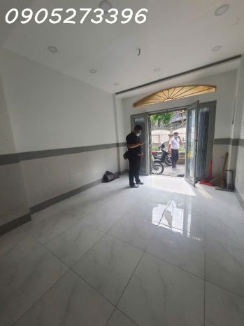 Xe hơi đậu sát nhà 3.6 tỷ dt 30m2. - trệt, 1 lửng, 2pn nhà 7151579