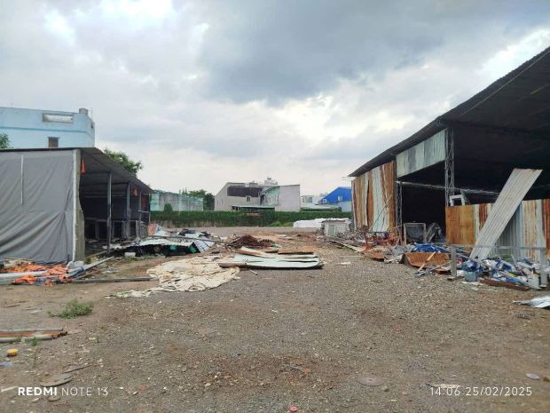 Ban nha măt tiên 40x1000m gia 60 ty xuân thơi đông 7153164