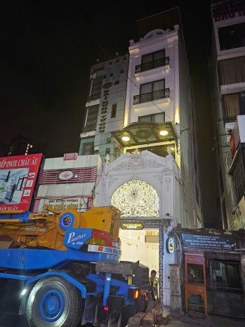 Siêu phẩm spa 8 tầng thông sàn thang máy  lô góc 3 mặt 7153783