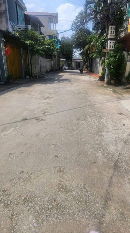 Bán đất tặng nhà đẹp trung tâm thị trấn bút sơn 7153830