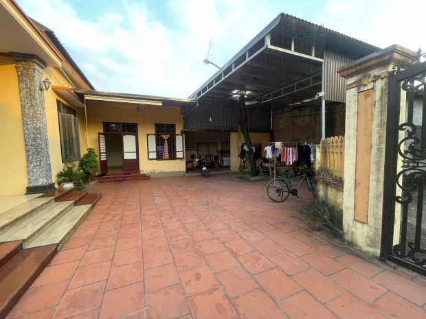 Bán đất tặng nhà đẹp trung tâm thị trấn bút sơn 7153834