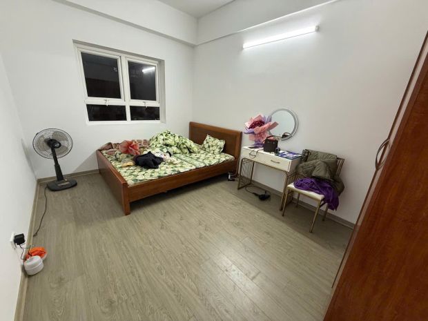 Cho thuê căn hộ nam trung yên, 50m2, 2 ngủ, 10 triệu full 7154379