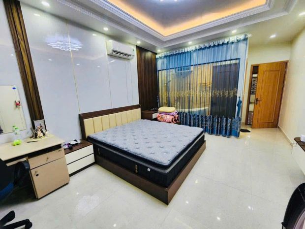 Bán nhà thượng thanh long biên, oto đỗ cổng,ngõ nông,2 7155299