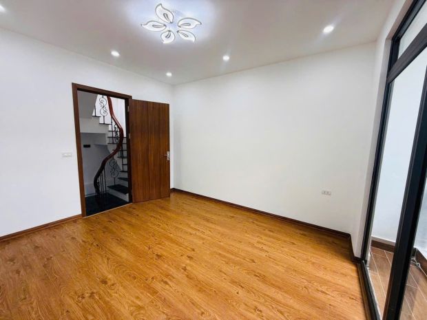 Trung tâm ba đình - ngõ thông tứ tung - 5 tầng  dân xây - 7155812