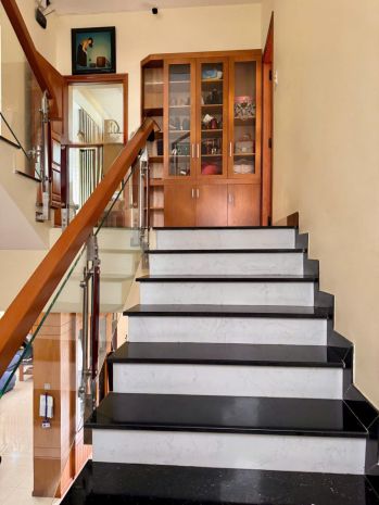 Bán biệt thự kđt vcn phước hải phường nam nha trang.
 diện 7156523