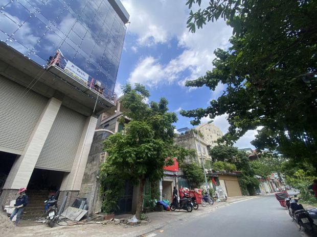 Tòa văn phòng vip phố giải phóng 360m2 10 tầng mt 9.6m, 7156655