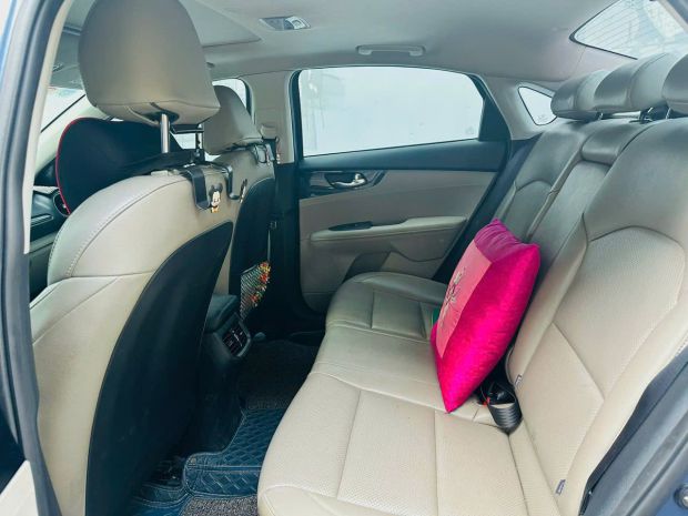 Cần bán kia cerato 1.6at luxury sx 2021 - 227 đường huỳnh 7157004