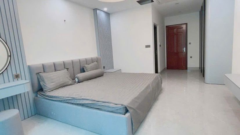 Bán nhà bồ đề 70m 7 tầng mt4m thang máy gara ô tô hơn 23 tỷ 7157024