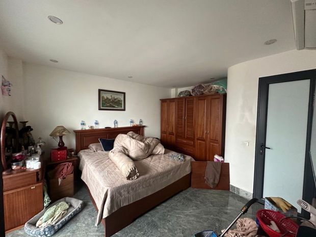 Bán nhà mặt phố phú viên, bồ đề 30m x 5t chỉ 8 tỷ còn tl . 7157147