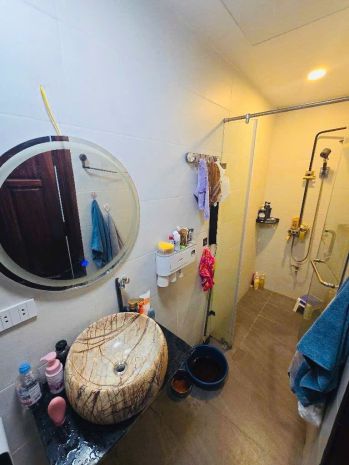 Bán nhà ngọc hà 3438m2. 4 tầng, mặt tiền 4 m. giá 8.4 tỷ 7157216