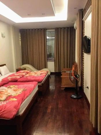 Bán nhà đẹp ngõ ôtô phố đường láng 40m2 5tầng thang máy 7158274