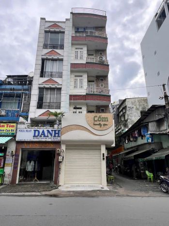 ** góc 2 mặt tiền nguyễn biểu p. 2. quận 5 7160847