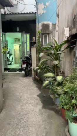 Nhà 2 tầng dt lớn 61,6m2 đường mễ cốc p15.q8 cũ. giá 2,95 7161019