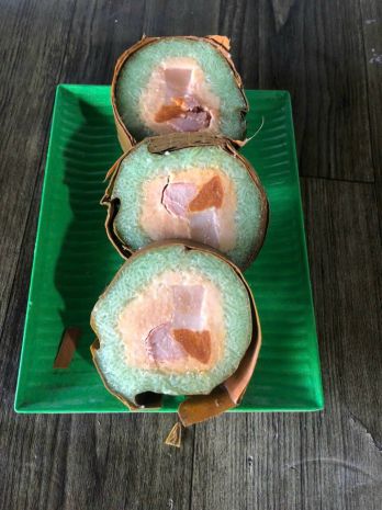 Nhà e chuyên bán bánh tét ngũ sắc trà cuôn đặc sản trà vinh 7161178