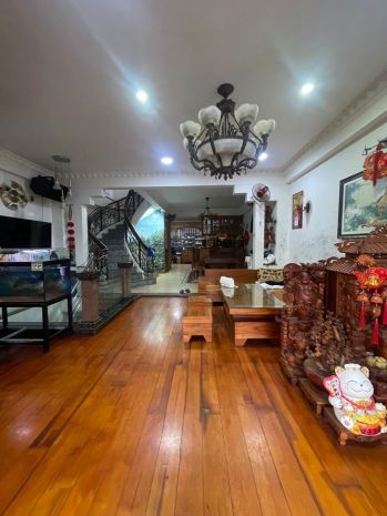 Bán siêu phẩm mặt tiền cách mạng tháng tám, quận 3  300 7162099