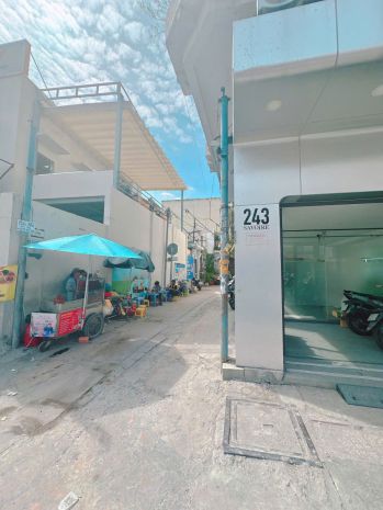 24328 phan đình phùng p 15 phú nhuận 
chính chủ bán 166m 7163238