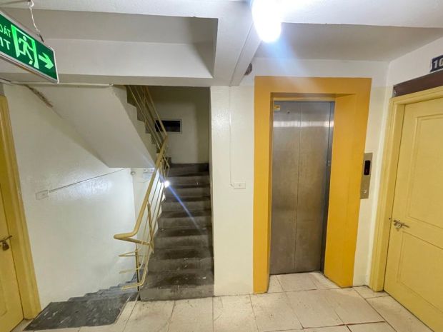 Chung cư mini 9 tâng 40 phòng thang máy,pccc, doanh thu 800 7164354