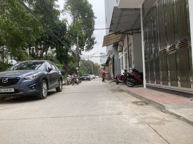 Bán nhà hồ tùng mậu sát metro, ngõ ô tô, sổ vuông, tiềm 7165176