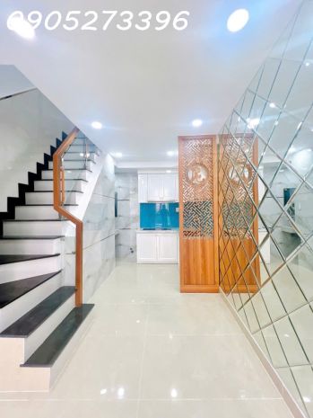 Mtkd sát chợ nguyễn sơn - 3 tầng xây mới 100 - giá chỉ 7166666