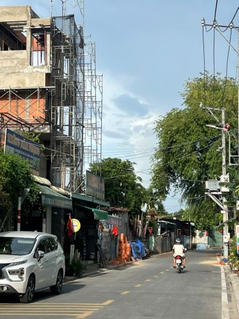 Bán nhà 2 lầu tân xuân hóc môn đường nhựa 10m 20x42m 7168430