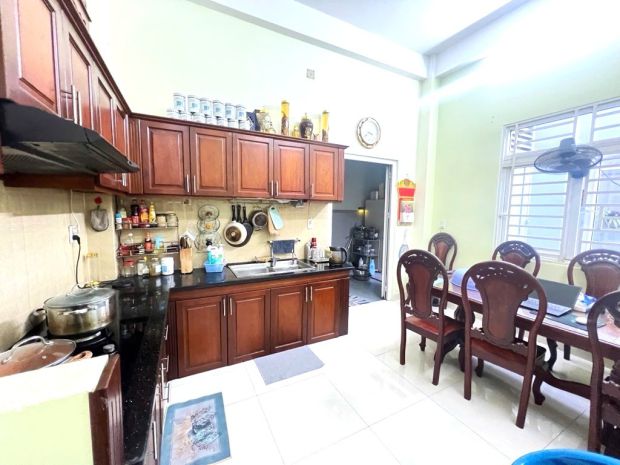 Chỉ 6,9 tỷ sở hữu dt:106m2-nhà 3 tầng-hxh nguyễn văn tăng,q9 7168687