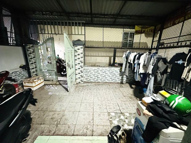 Bán nhà linh chiểu gần chợthủ đức  2 tầng  72m²  kha vạn 7168852