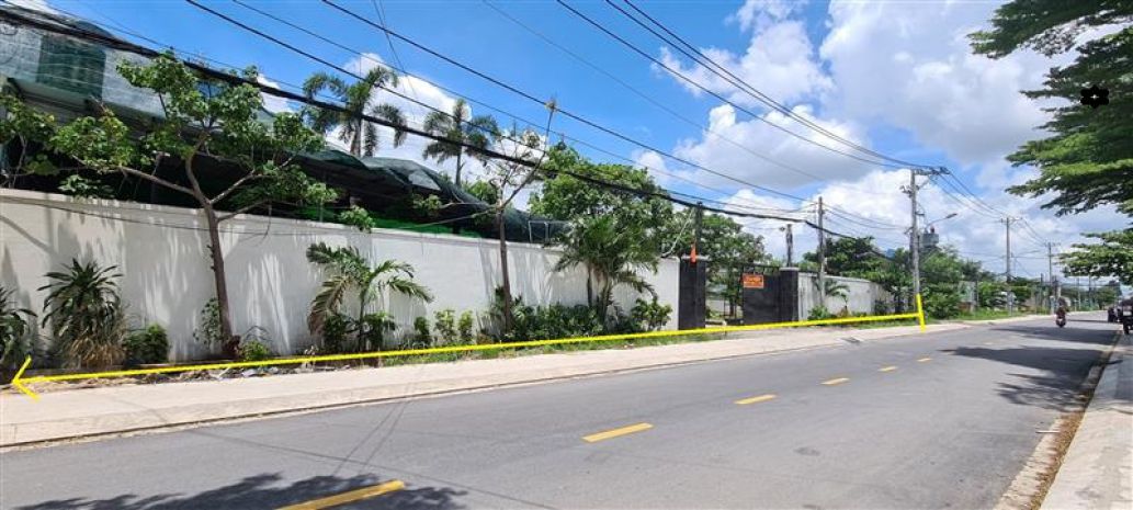 Bán 4200m2 đất thổ cư quận 9  ngang khủng 50m  giá chỉ 45 7169076