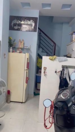 Nhà 3 tầng nở hậu hẻm bến vân đồn p2q4. giá 3,7 tỷ tl 7170168