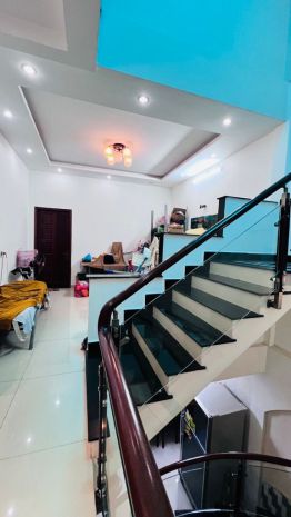 Bán nhà nguyễn thị tần 3 tầng mới 4.2x28 chỉ 11 tỷ 8 tl - 7170362