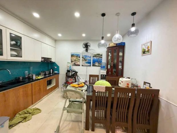 Bán nhà doãn kế thiện nhà đẹp ở ngay 30 mét 5 tầng 9,5 tỷ 7170718