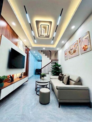 Hoa bằng 32m x4 tầng 10,5 tỷ ô tô tránh đỗ cửa,2 7171730