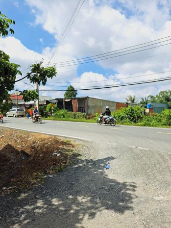 Củ chi: 1.800 m2 mặt tiền tỉnh lộ 8  ngang 25m  giá đầu 7172035