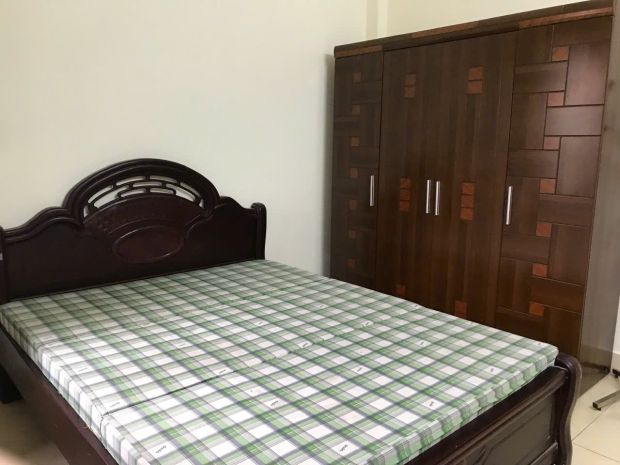 Cho thuê nhà nguyên căn 4 tầng  gia quất- thượng thanh 7172050