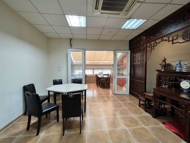 5 tầng - thang máy - mặt phố phân lô vip hoàng cầu - vỉa hè 7173287