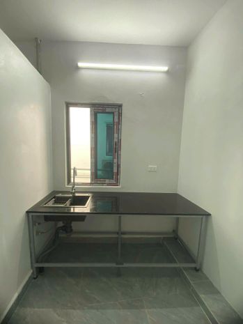 Cho thuê phòng rộng  ngách 90 ngõ 13 lĩnh nam 7173419