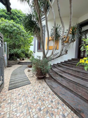 Bán biệt thụ quận 7, pmh , 478m2 , hầm , 4 lầu ,thang
máy , 7174052