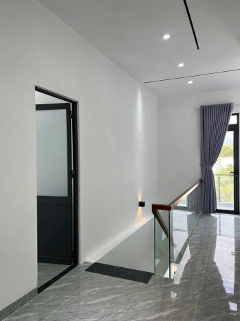 Bán căn nhà diên toàn gần khu tđc . nhà mới bàn giao hoàn 7174559