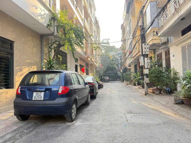 Bán nhà phố dịch vong cầu giấy hà nội phân lô ô tô 26 tỷ. mặ 7176414