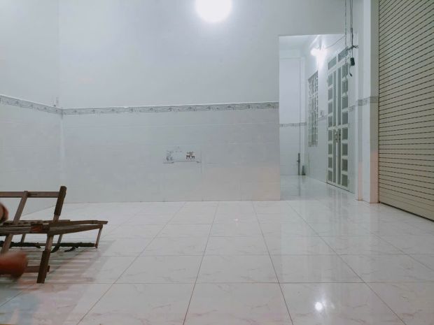 82. cho thuê nhà 4 triêụ 2 góc mặt tiền gần bệnh viện phụ 7176440