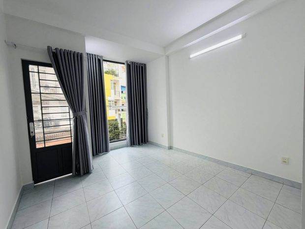 Nhà hxh đường trần khắc chân quận 1 phường tân định cũ. 7176642