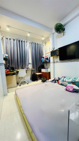 Quận 10 - hẻm trước nhà 4m - 4 tầng btct - nhà còn mới - 7176823