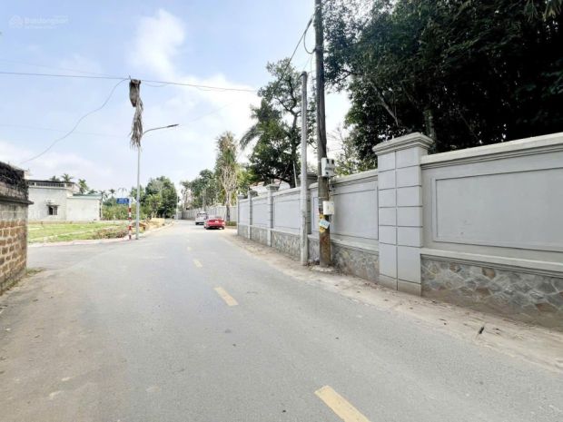 Hot cực! 122m² thổ cư trục chính cổ đông gần hồ, pháp lý 7178724